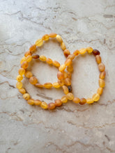 Load image into Gallery viewer, Baltic Amber Stretchy Bracelets