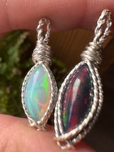 Load image into Gallery viewer, Black and White Opal Sisters