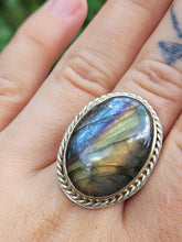 Load image into Gallery viewer, Moonstone and Labradorite Rings