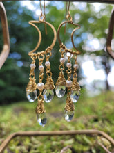 Load image into Gallery viewer, Hammered Moon Earrings