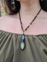 Load image into Gallery viewer, Freyja ~ Large Specialty Pointed Labradorite